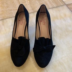 Plenty by Tracy Reese black suede heel